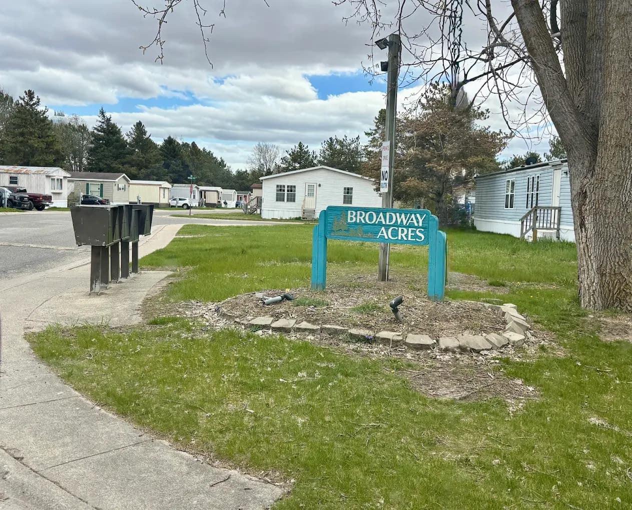 Broadway Acres Mobile Home Community 1