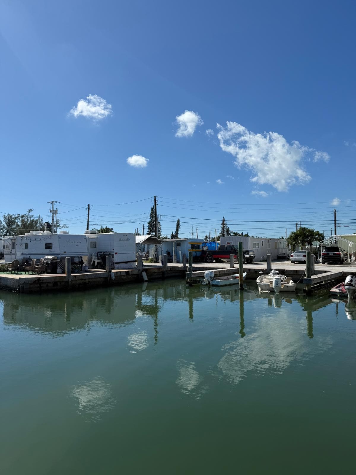 Trailerama Mobile Home
Community 1